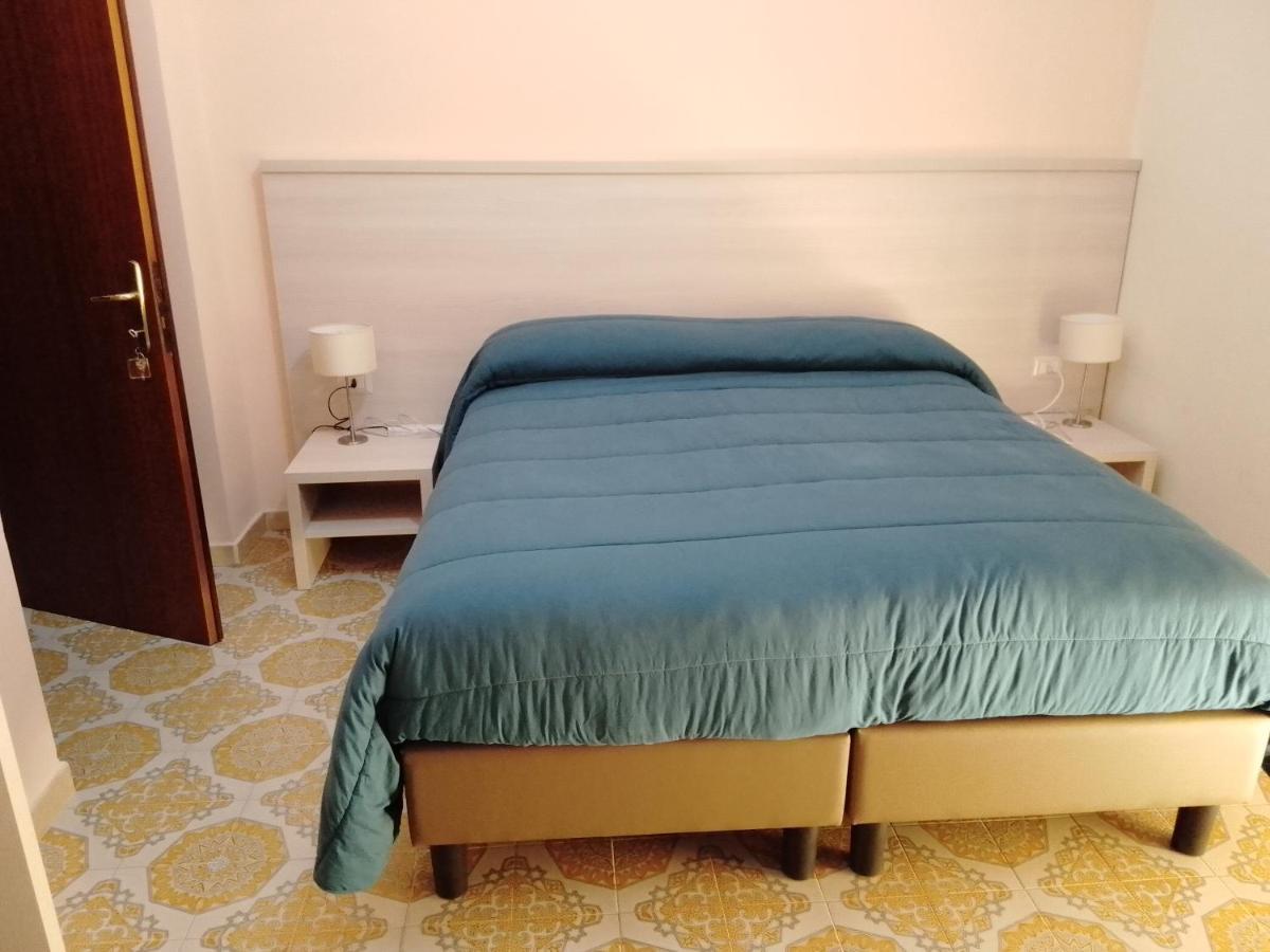 Albergo Maria Cristina Esperia Ngoại thất bức ảnh